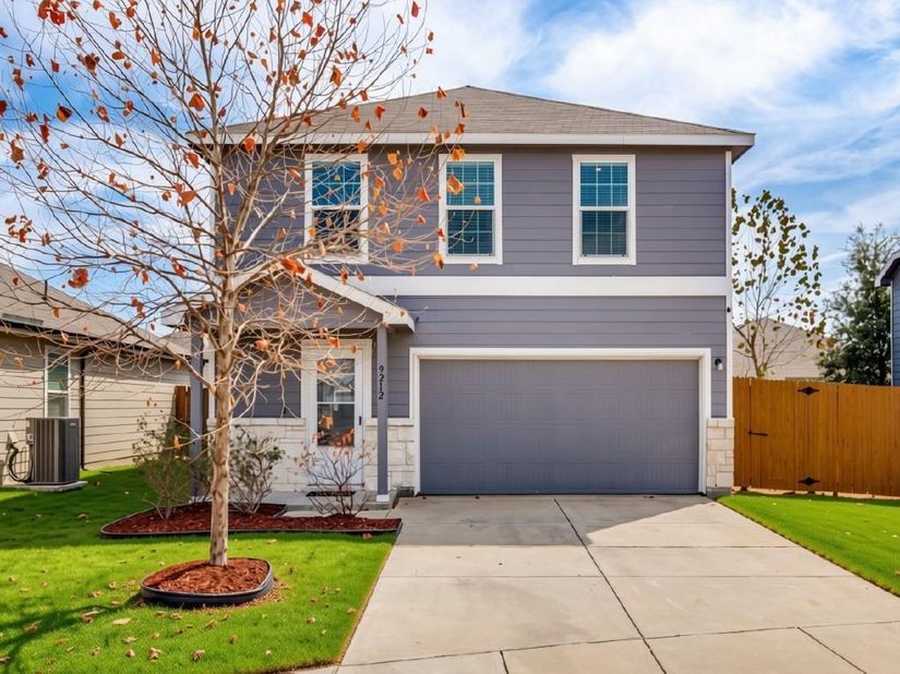 9212  Marilyn Place , Dallas Texas 75227