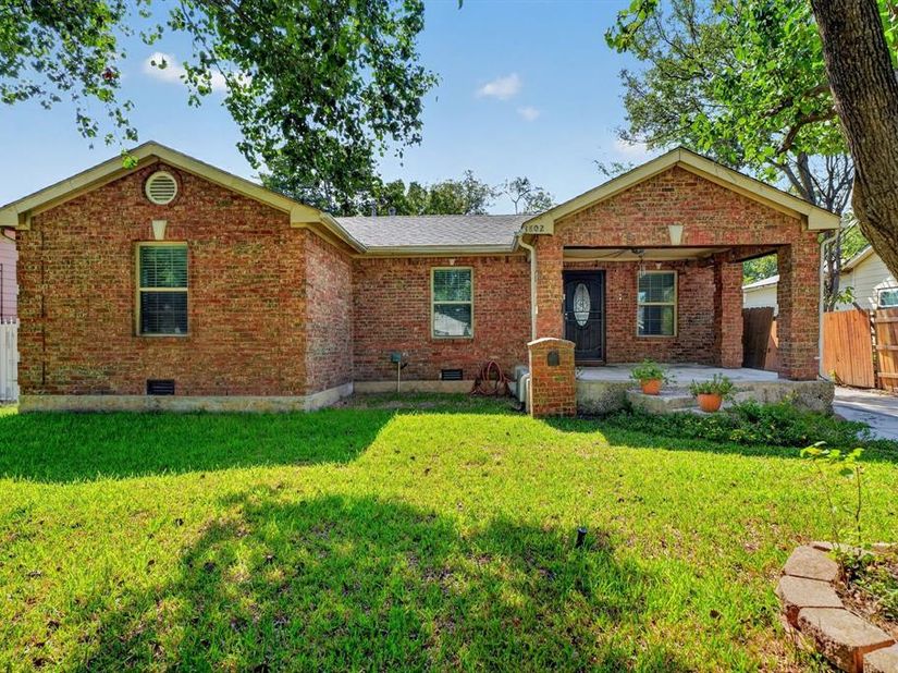 1802  McAdams Avenue , Dallas Texas 75224