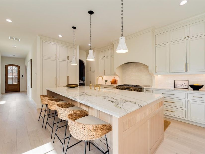 6402  Westlake Avenue , Dallas Texas 75214