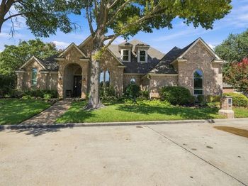 402  Southridge Lakes Parkway 
