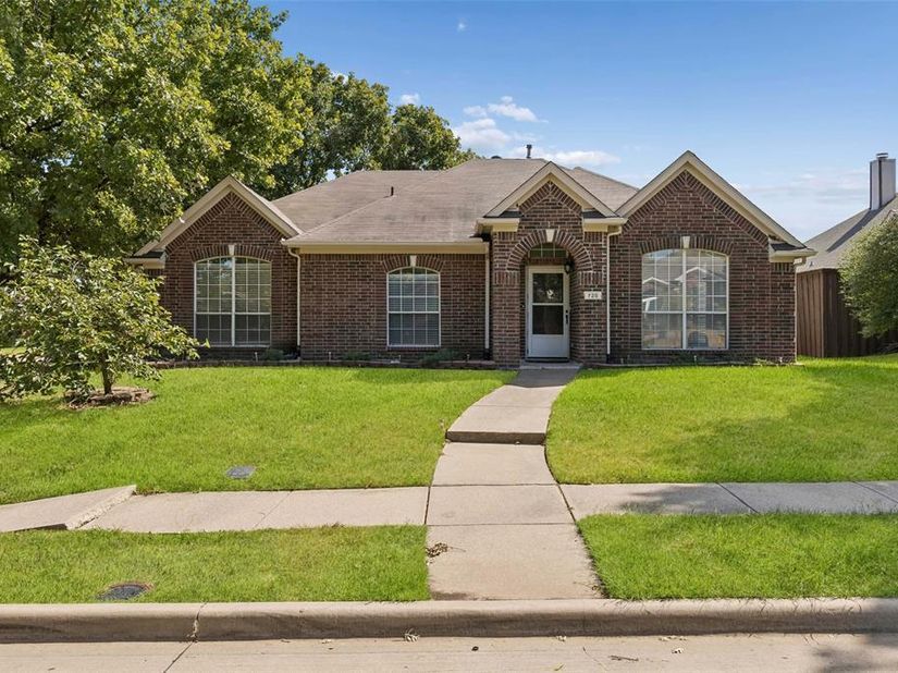 728  Lauren Way , Allen Texas 75002