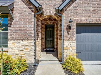 6221  Escarpment Drive 