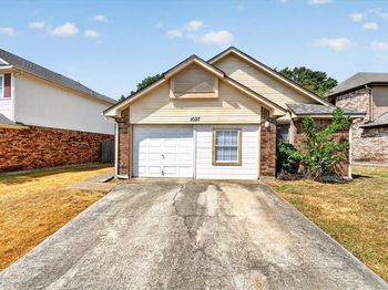 1037  Garden Trail 