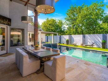 4001  Memorial Court 