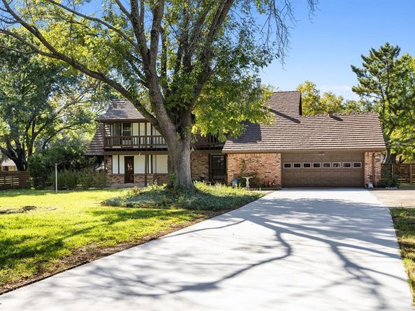 212  Magic Lane , Sunnyvale Texas 75182