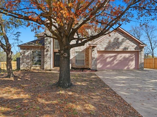 5601  Greenwich Drive , Arlington Texas 76018