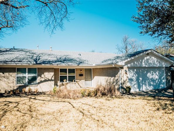 2912  Conejos Drive , Fort Worth Texas 76116