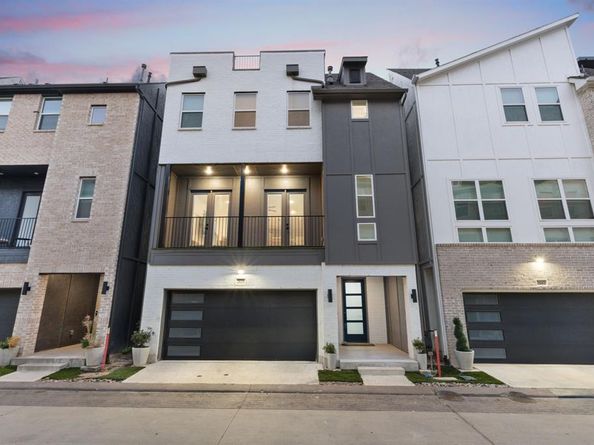 2635  Carmelita Street , Dallas Texas 75212