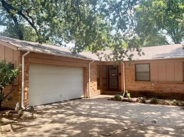 280  Old Mill Lane , Dallas Texas 75217