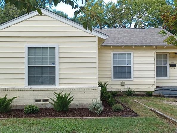 1109  Parkway Drive , Garland Texas 75040