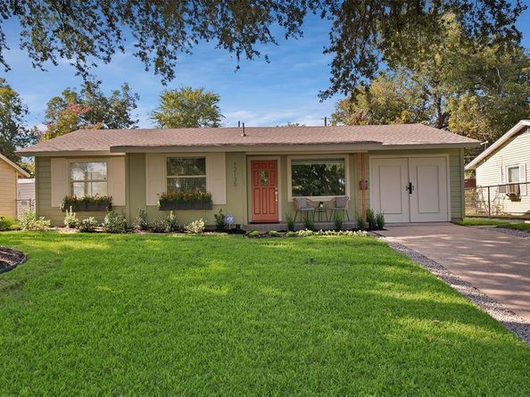 12135  Oberlin Drive , Dallas Texas 75243