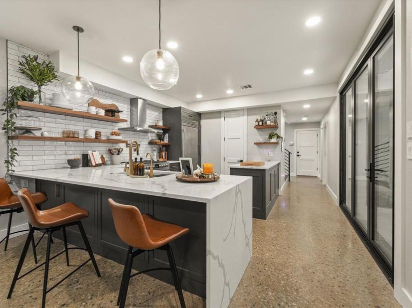 1916  Euclid Avenue , Dallas Texas 75206