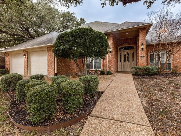 17101  Vista Tree Circle , Dallas Texas 75248