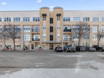 201 W Lancaster Avenue 