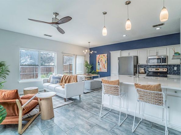 2809  Pasadena Lane , Arlington Texas 76015