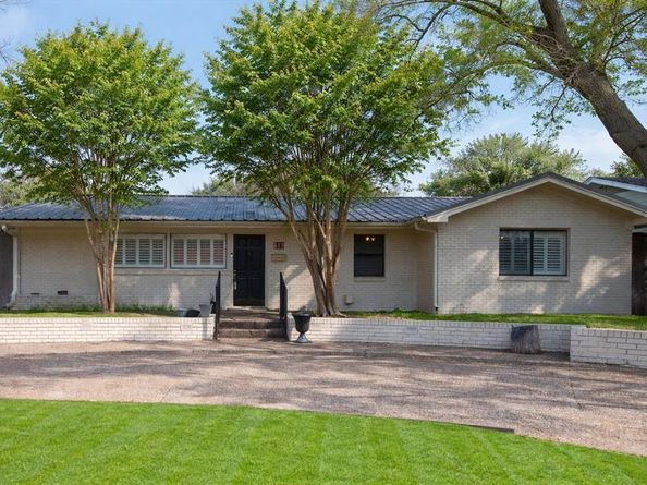 611  Westview Avenue , Fort Worth Texas 76107