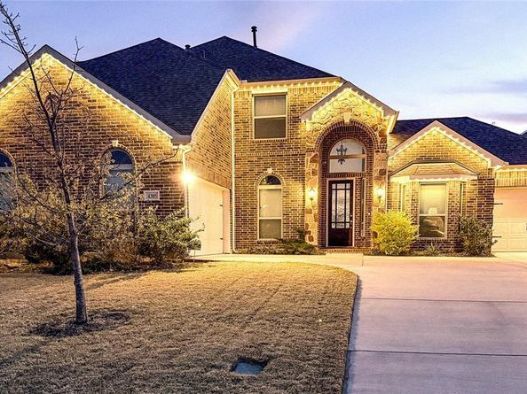 4305  Curlew Lane , Garland Texas 75043