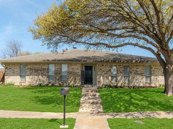 5902  Fawn Valley Lane 