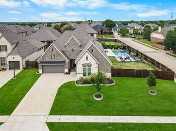 2800  Garrett Drive 
