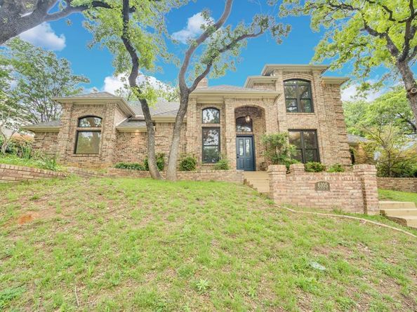 6105  Waterview Drive , Arlington Texas 76016