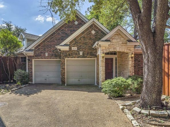 2630  Lakeforest Court , Dallas Texas 75214