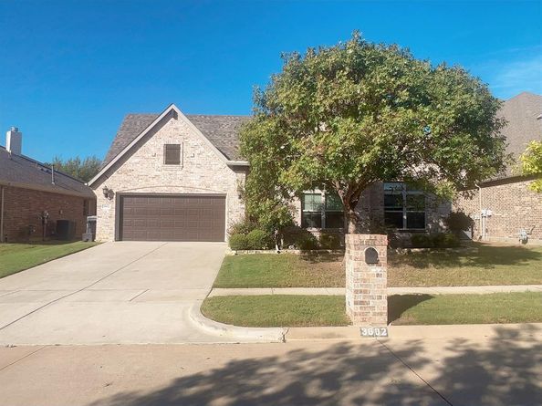 3602  Patty Lane , Arlington Texas 76016