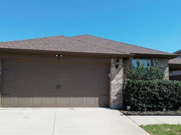 8901  Cold Harbor Street , Fort Worth Texas 76123