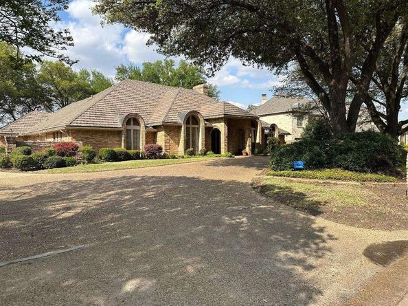 5321  Bent Tree Drive , Dallas Texas 75248