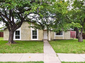 2111  Sheraton Drive 