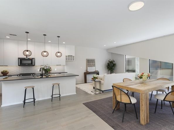4703  Munger Avenue  101, Dallas Texas 75204