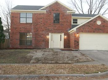 610  Squaw Creek Court 