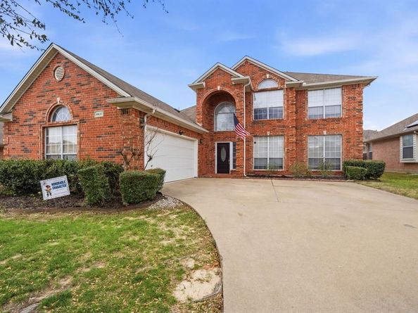 8641  Shadow Trace Drive , Fort Worth Texas 76244