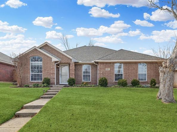 9881  Cambridge Drive , Frisco Texas 75035