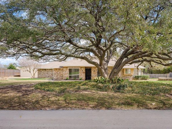 6408  Hilltop Trail , Sachse Texas 75048
