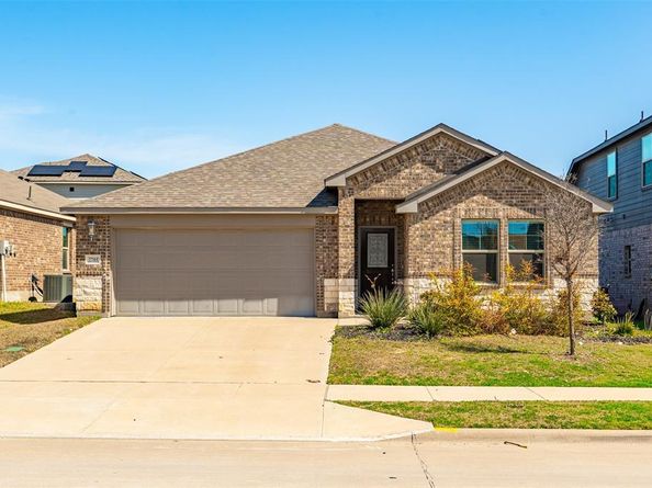 2705  Norite Drive , Fort Worth Texas 76108