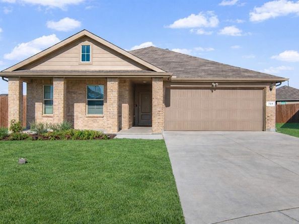 724  Basteen Lane , Justin Texas 76247