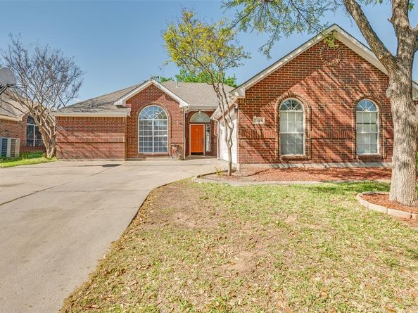 5444  Yellowstone Trail , Fort Worth Texas 76137
