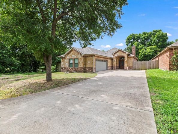 7806  Garner Road , Rowlett Texas 75088