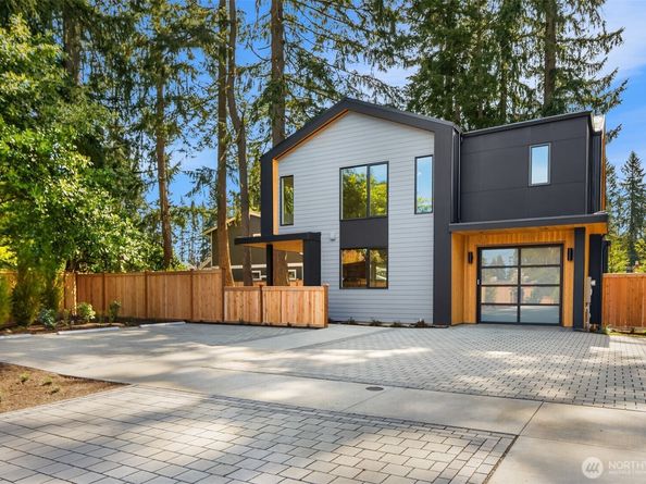 12249 NE 66TH Street, Kirkland WA 98033