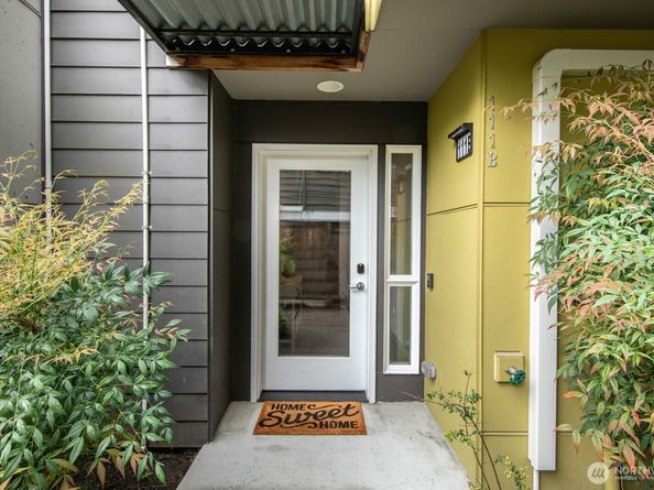 111 17th Avenue B, Seattle WA 98112