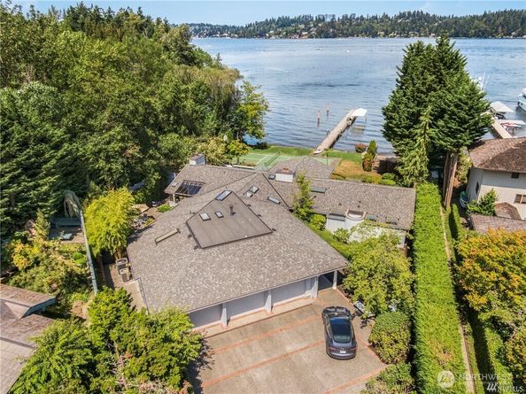8428 N Mercer Way, Mercer Island WA 98040