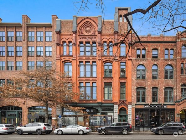 2324 1st Avenue 202, Seattle WA 98121