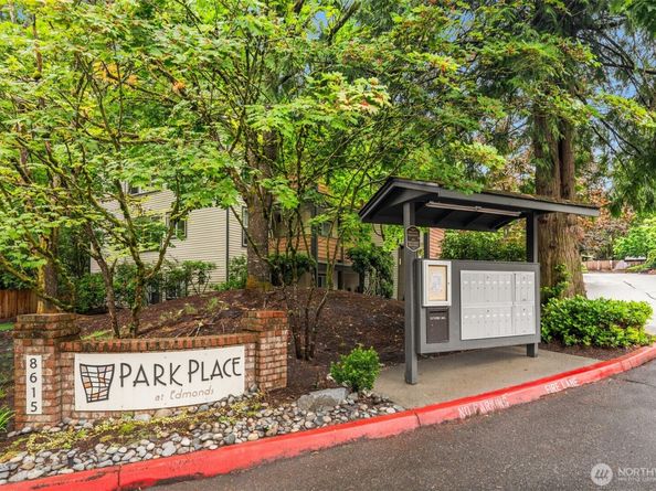 8615 238th Street SW B101, Edmonds WA 98026
