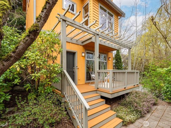 2363 S McClellan Street, Seattle WA 98144