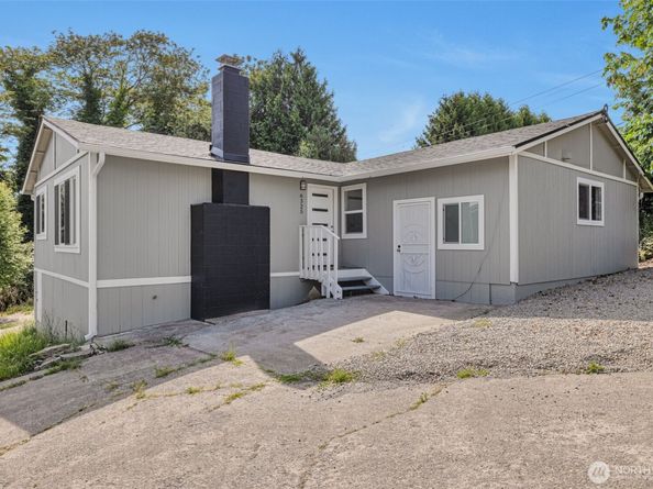 6325 S Eddy Court, Seattle WA 98118