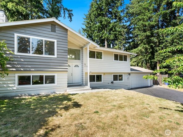 6046 NE 204th Street, Kenmore WA 98028