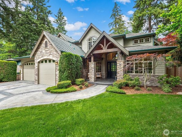 2112 104th Place SE, Bellevue WA 98004