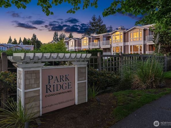 702 Kirkland Way 4, Kirkland WA 98033