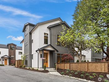 9315 132nd Avenue NE