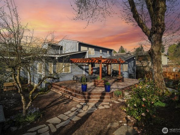 1017 N 31st Street, Renton WA 98056